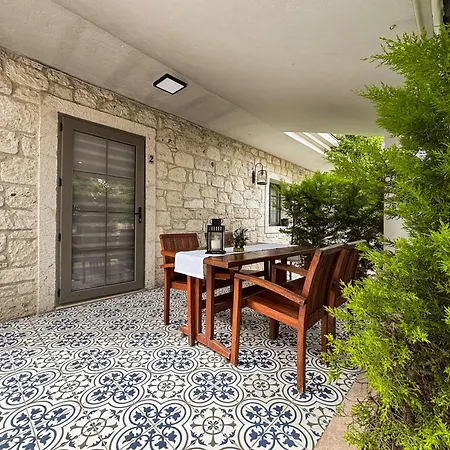 Talles * Çeşme